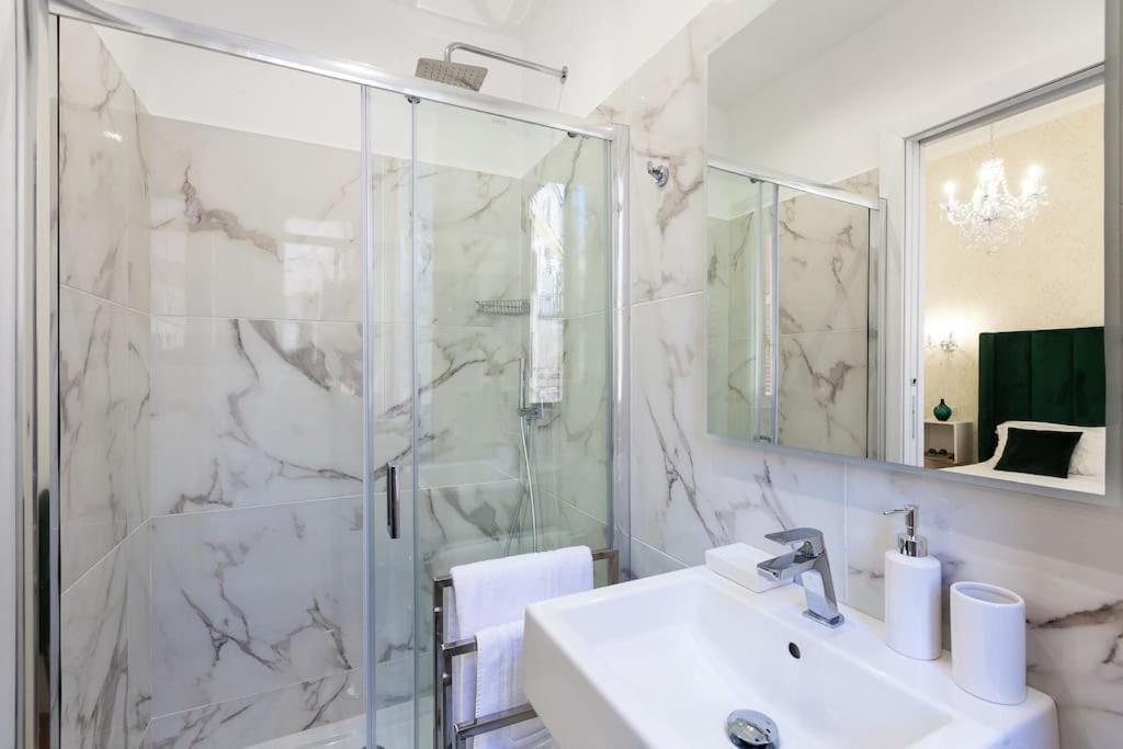 Appartement Portico D'Ottavia Lux à Rome Extérieur photo